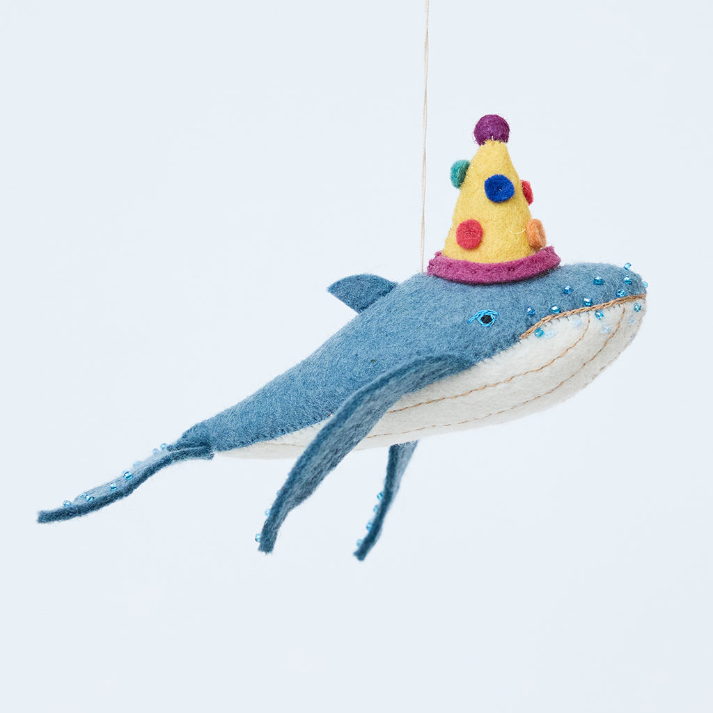 Party Splash Humpback Ornament