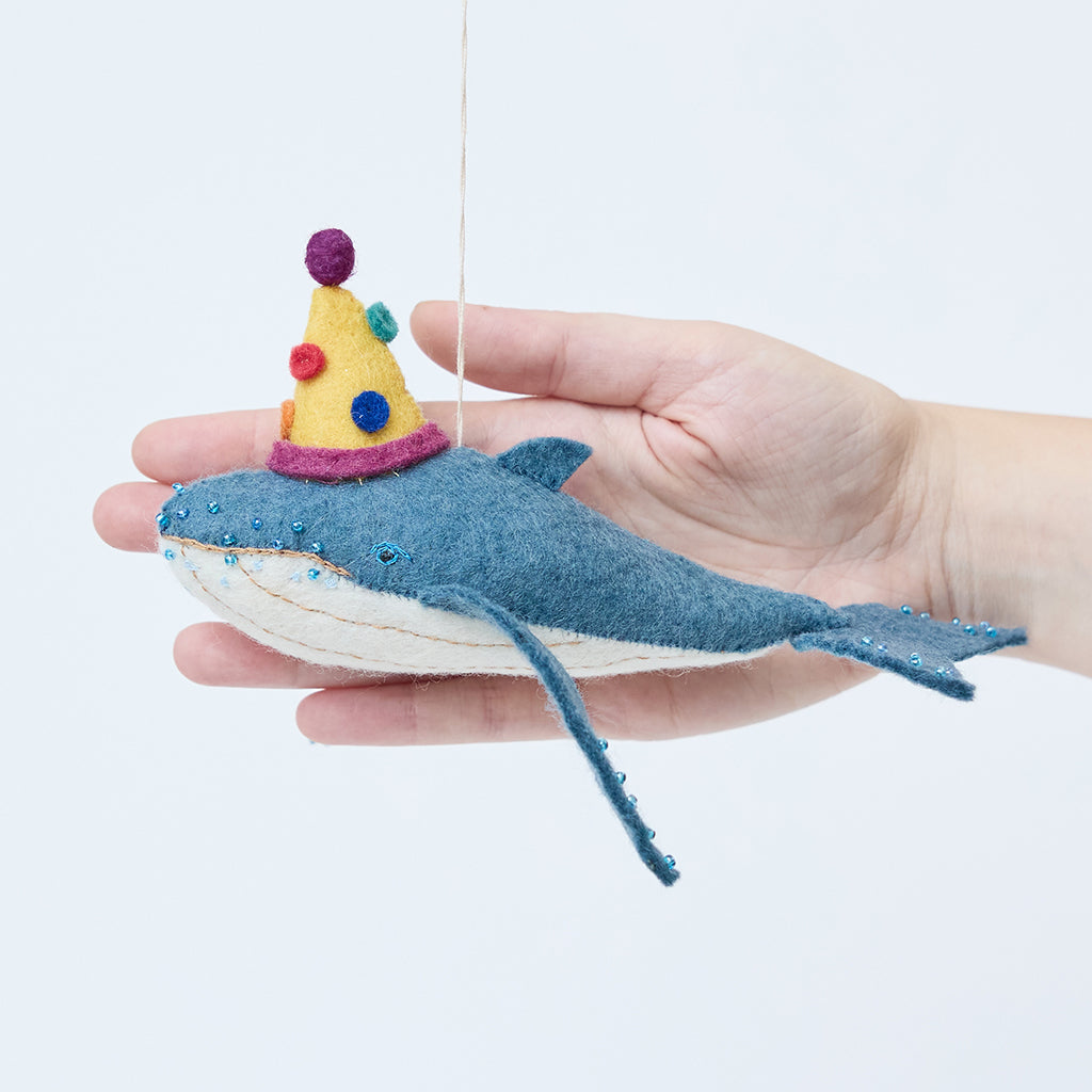 Party Splash Humpback Ornament